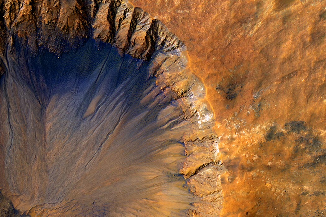 Credit: NASA/JPL/University of Arizona
Caption: Alfred McEwen