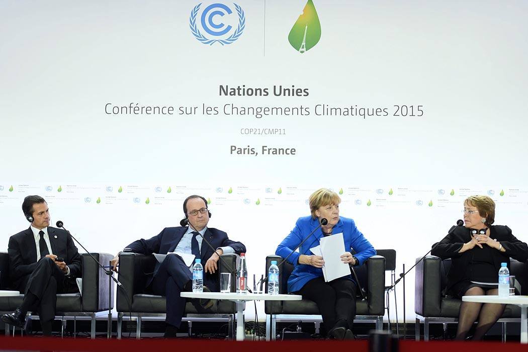 UN Climate Change Conference COP21 in Paris on 30 November 2015. From left to the right: Enrique Peña Nieto, François Hollande, Angela Merkel and Michelle Bachelet.