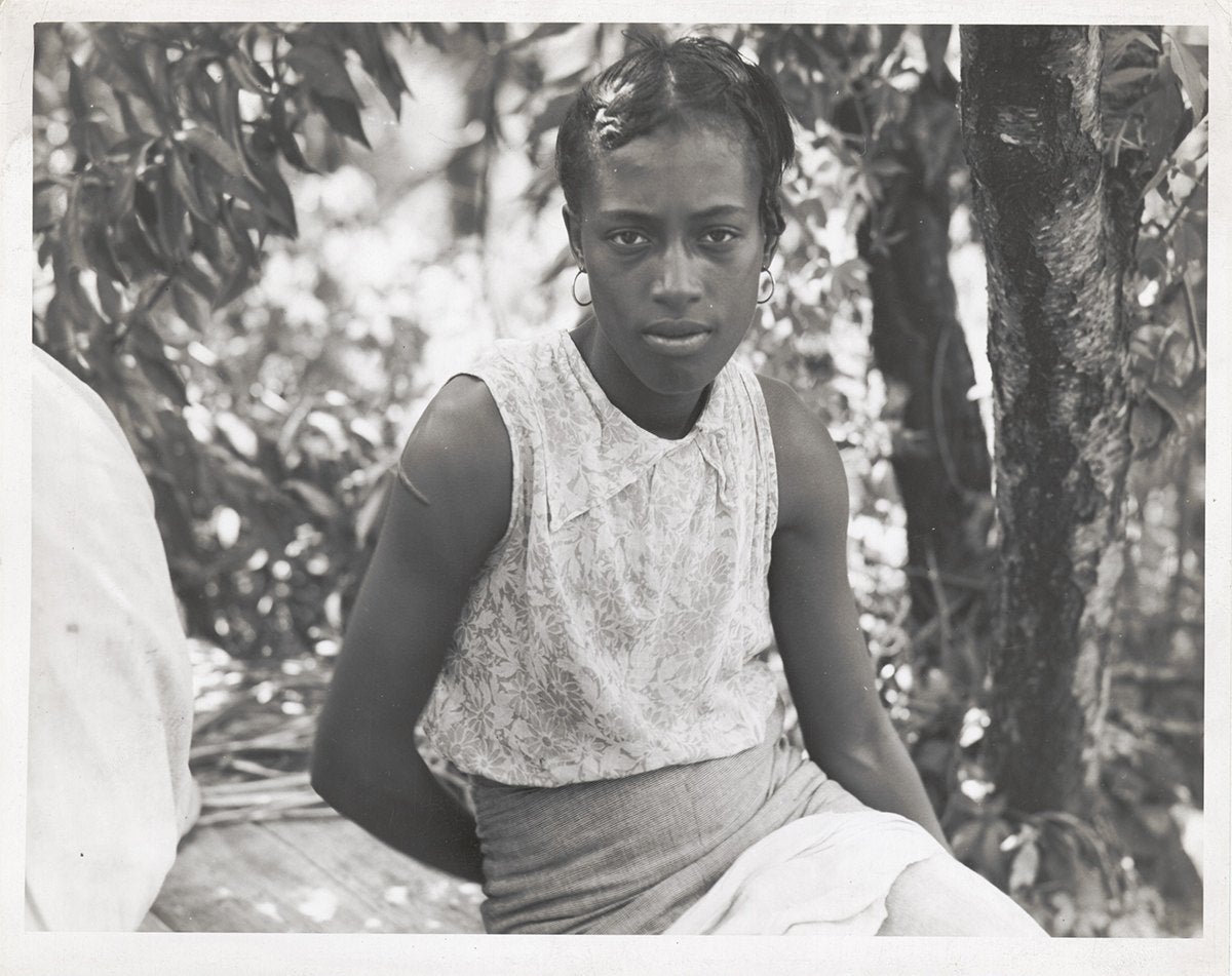 Cotton hoer near Clarksdale, Miss., June 1937