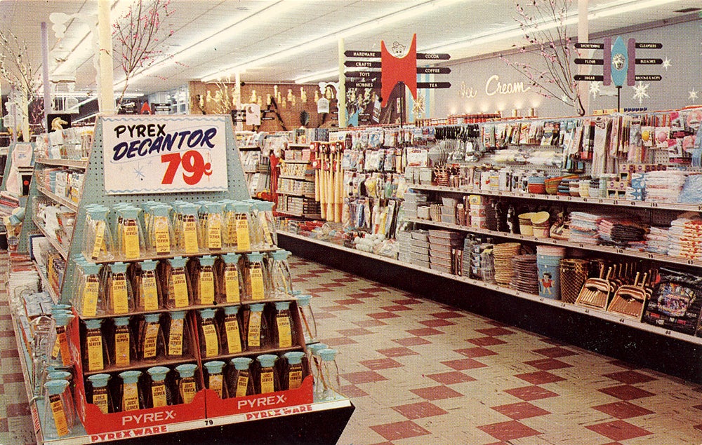 A vintage Piggly Wiggly grocery store interior