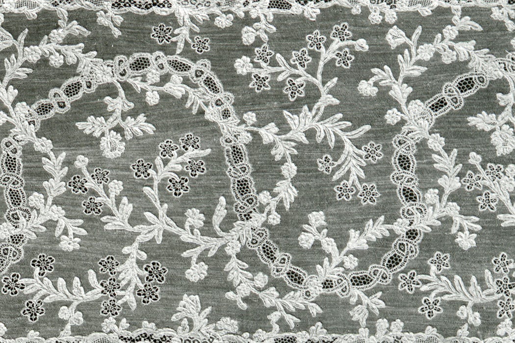 Point d'Alençon Lace 